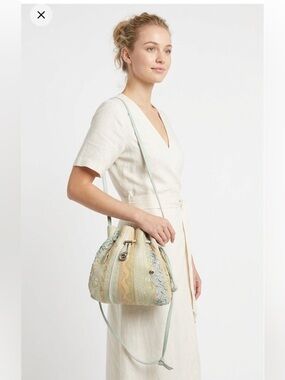 Vintage Carlo Fiori handmade leather bucket bag crossbody